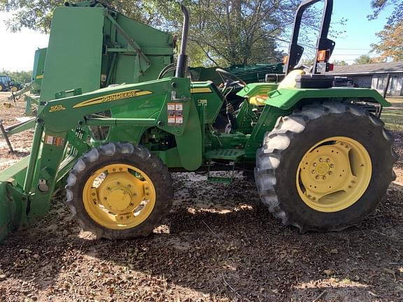 Image of John Deere 5045E equipment image 4