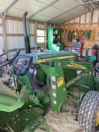 Image of John Deere 5055D equipment image 3