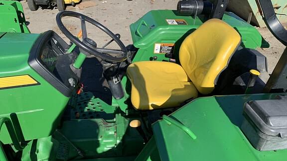 Image of John Deere 5055E equipment image 2