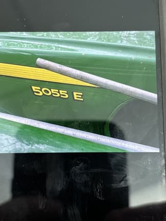 Image of John Deere 5055E equipment image 3