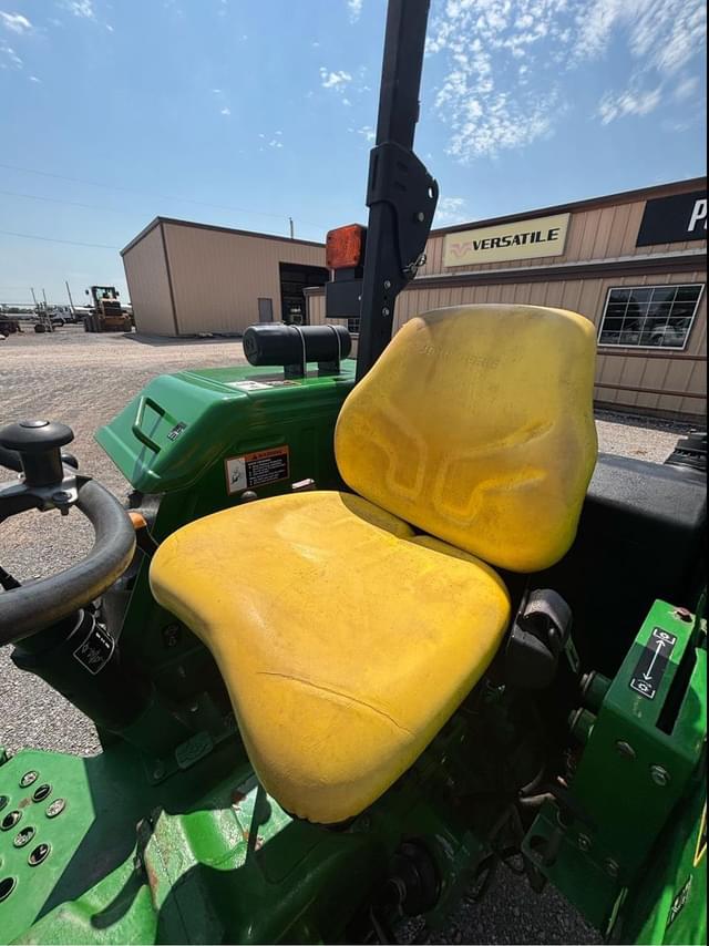 Image of John Deere 5055E equipment image 2