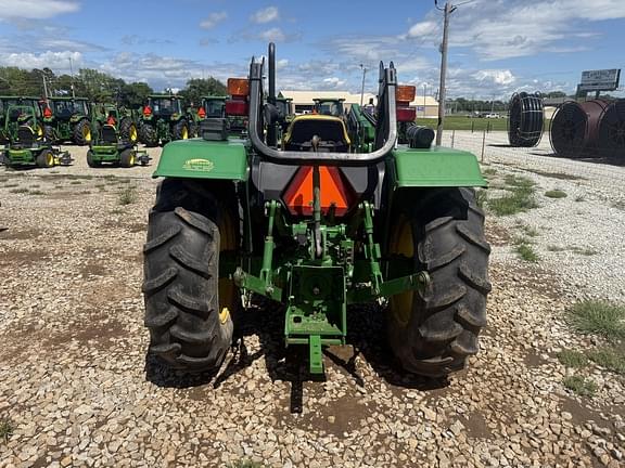 Image of John Deere 5055E equipment image 3