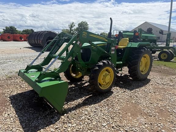 Image of John Deere 5055E Primary image