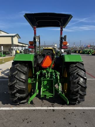 Image of John Deere 5055E equipment image 2