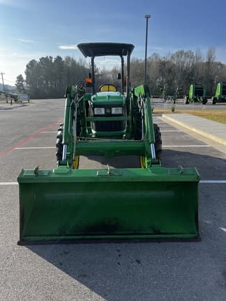 Image of John Deere 5055E equipment image 3