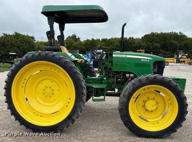Image of John Deere 5055E equipment image 3