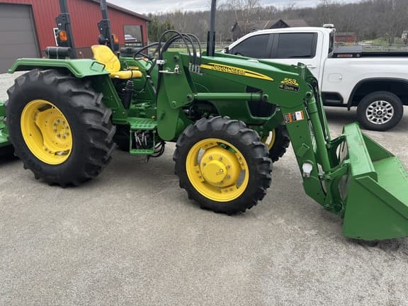 Image of John Deere 5065E equipment image 3