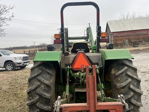 Image of John Deere 5065E equipment image 4