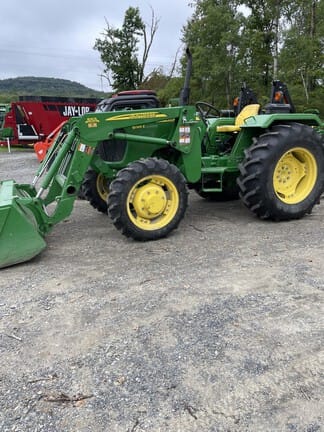 Main image John Deere 5065E