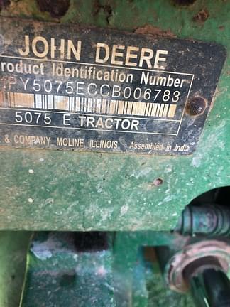 Image of John Deere 5075E equipment image 4