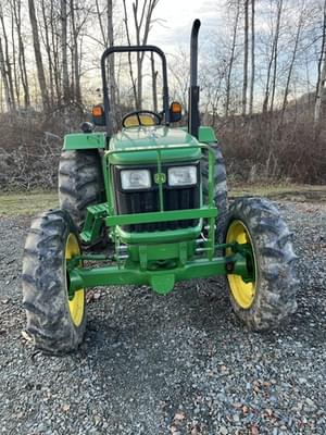 2012 John Deere 5075E Image