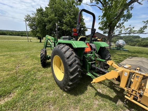 Image of John Deere 5075E equipment image 3