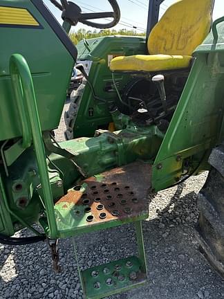 Thumbnail image John Deere 5075E 8