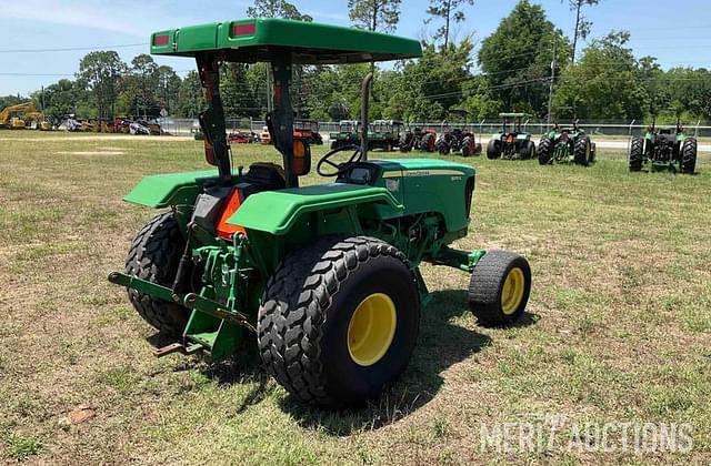 Image of John Deere 5075E equipment image 4