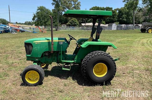 Image of John Deere 5075E equipment image 1