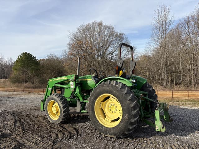 Image of John Deere 5075M equipment image 3