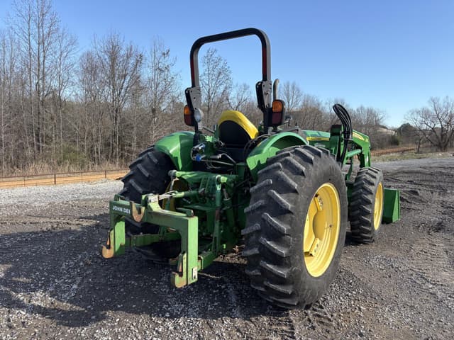 Image of John Deere 5075M equipment image 2