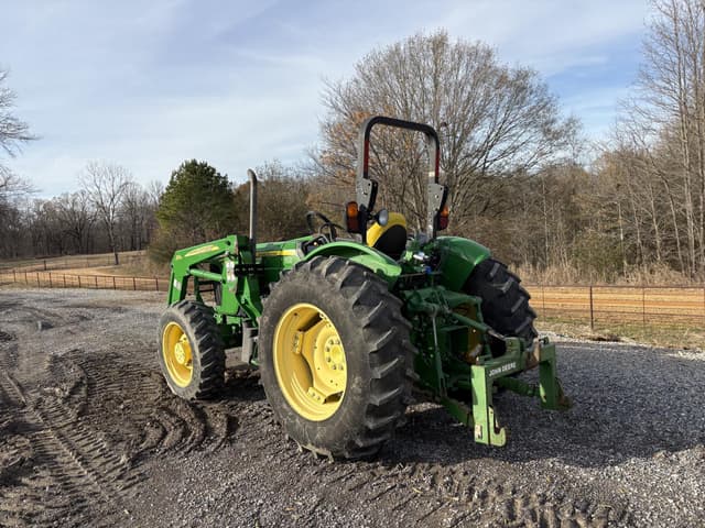 Image of John Deere 5075M equipment image 2