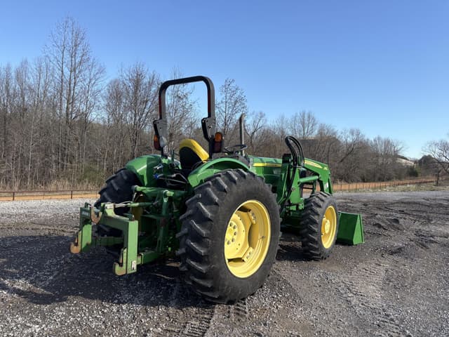 Image of John Deere 5075M equipment image 3