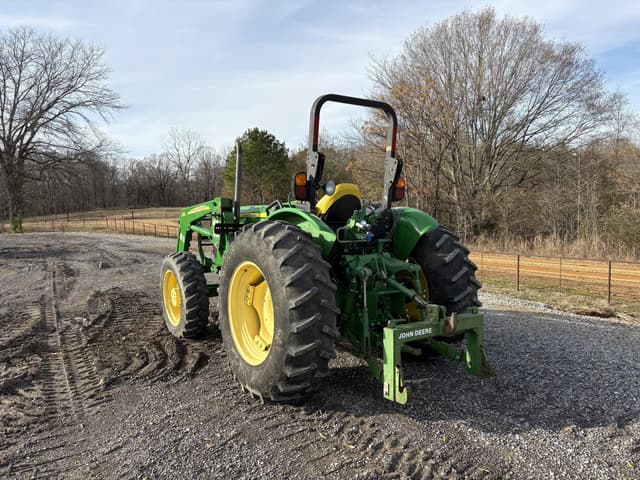 Image of John Deere 5075M equipment image 1