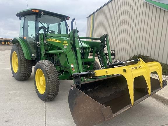 Image of John Deere 5083E equipment image 1