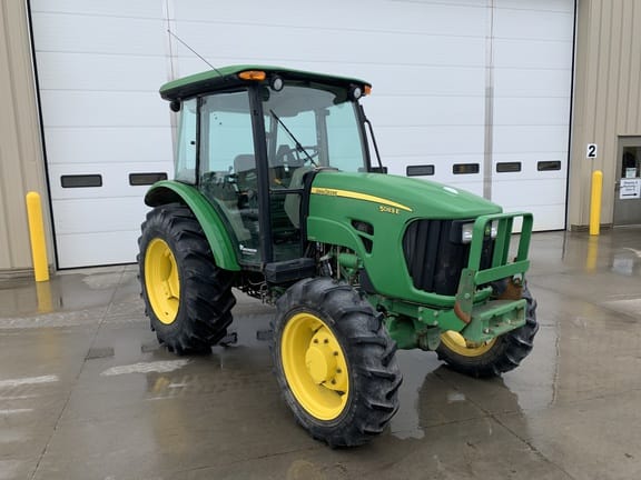 2012 John Deere 5083E Equipment Image0