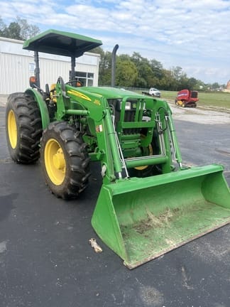 Main image John Deere 5083E