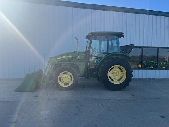 Image of John Deere 5083E equipment image 2