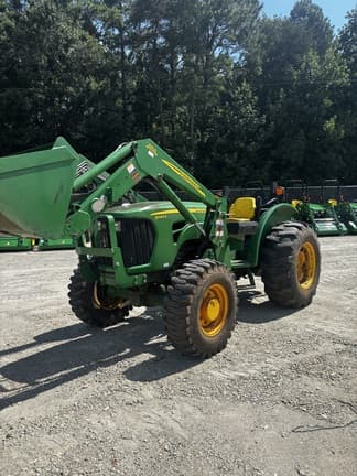 Image of John Deere 5083E equipment image 1