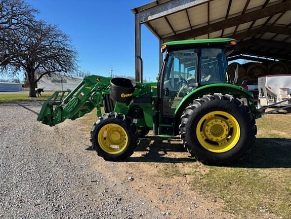 Image of John Deere 5083E equipment image 2