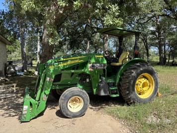 Main image John Deere 5085M