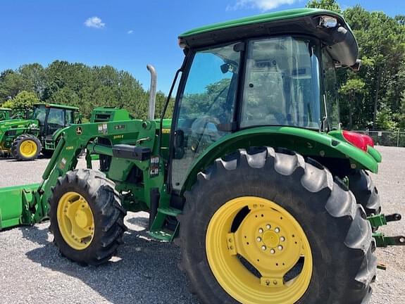 Image of John Deere 5093E equipment image 2