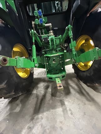 Image of John Deere 5093E equipment image 4