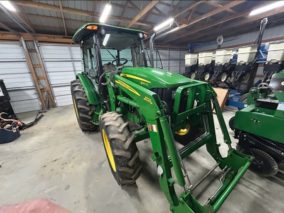 Image of John Deere 5093E Primary image