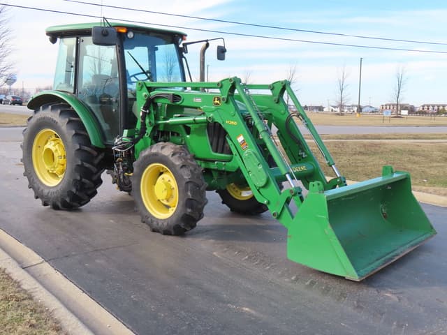 Image of John Deere 5093E equipment image 1