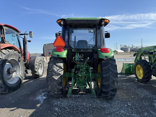 Image of John Deere 5093E equipment image 4