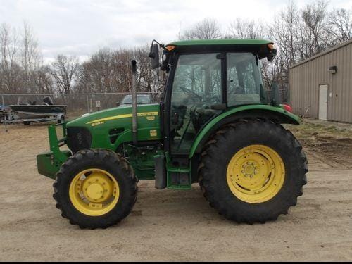 2012 John Deere 5095M Equipment Image0