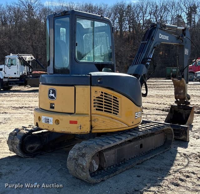 Image of John Deere 50D equipment image 4