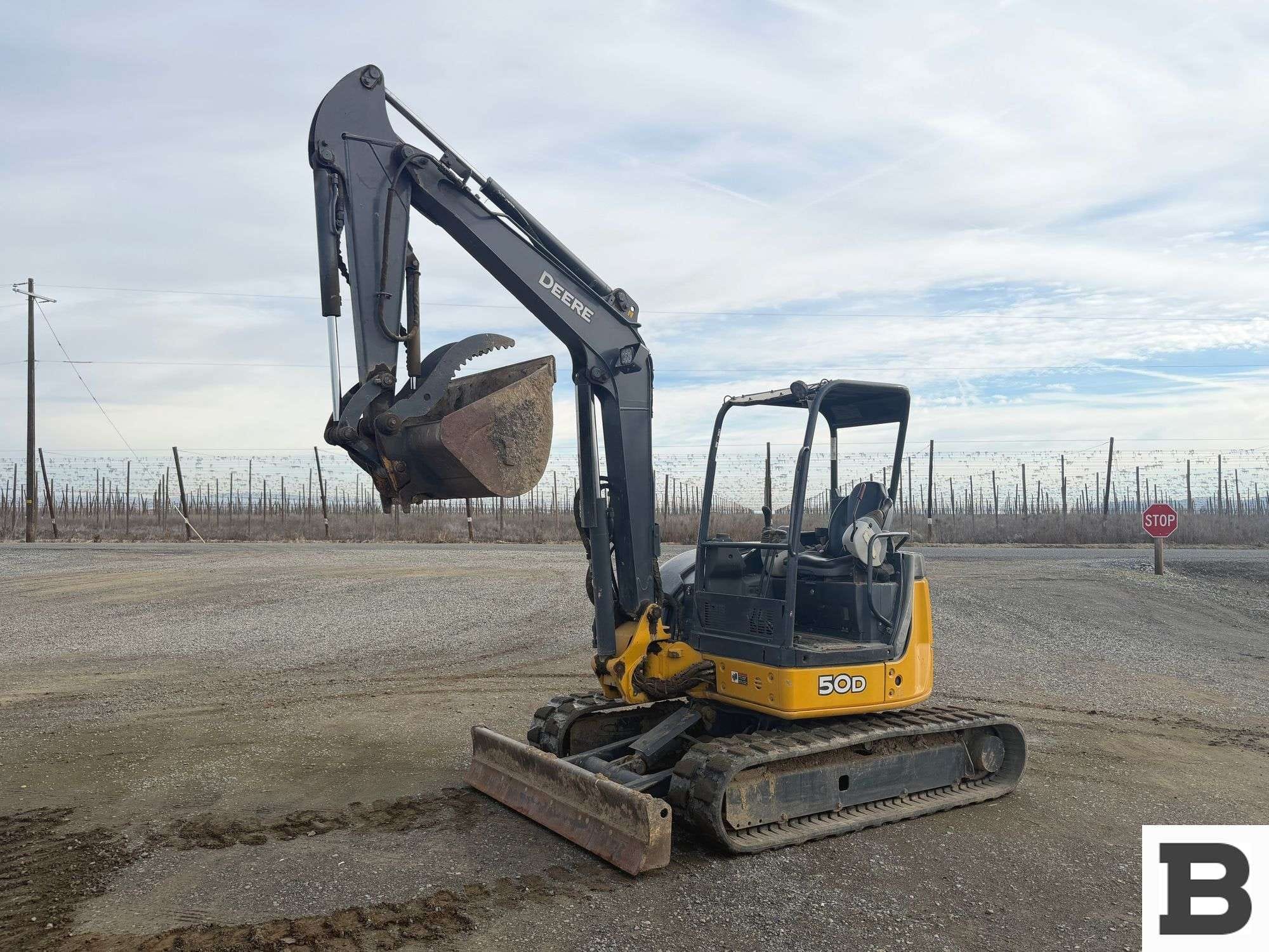 2012 John Deere 50D Equipment Image0