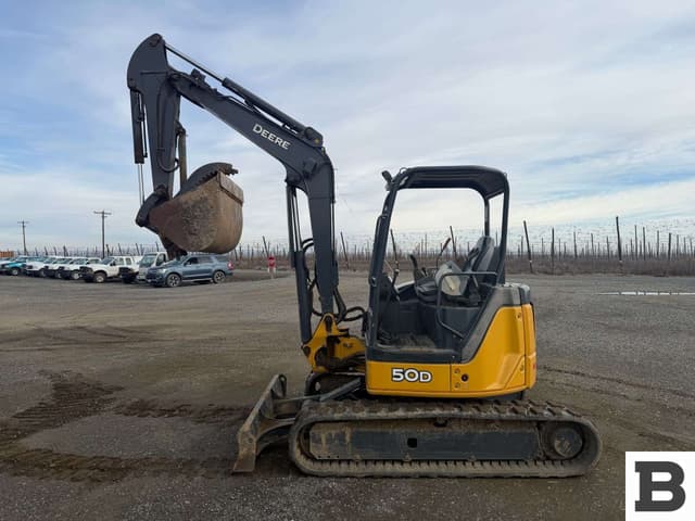 Image of John Deere 50D equipment image 1