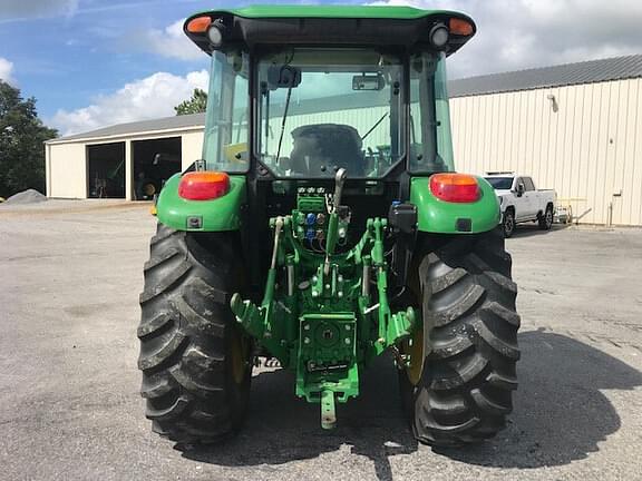 Image of John Deere 5100M equipment image 4