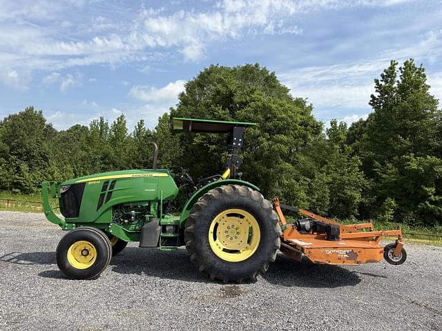 Image of John Deere 5100M equipment image 2