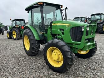 Image of John Deere 5101E equipment image 4