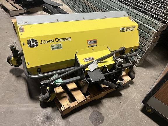 Image of John Deere 52 Primary image