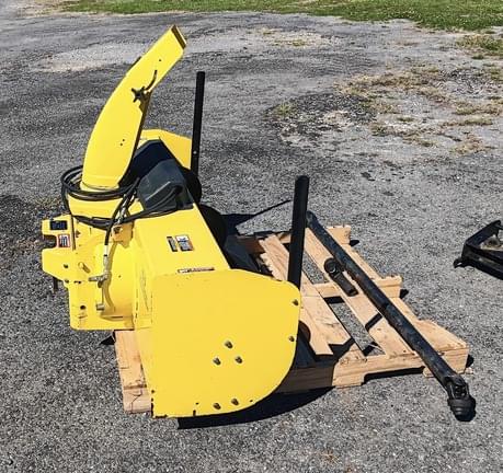 Image of John Deere 54" Snow Blower equipment image 3