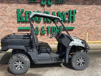 Main image John Deere XUV 550