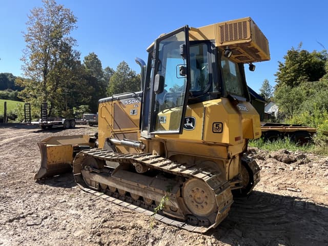 Image of John Deere 550K XLT equipment image 2