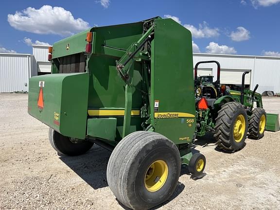 Image of John Deere 568 equipment image 2