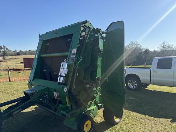 Image of John Deere 568 equipment image 2