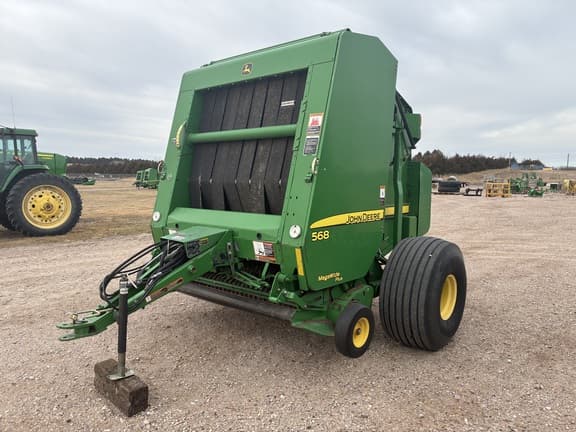 Image of John Deere 568 Primary image